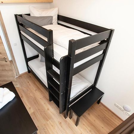 Ferienwohnungen "Zur Wally", Apartment Sauba Garmisch-Partenkirchen Buitenkant foto