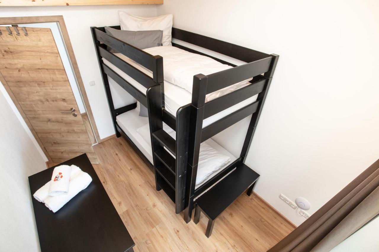 Ferienwohnungen "Zur Wally", Apartment Sauba Garmisch-Partenkirchen Buitenkant foto