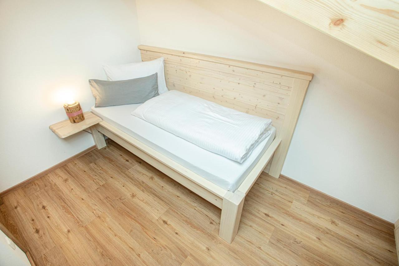 Ferienwohnungen "Zur Wally", Apartment Sauba Garmisch-Partenkirchen Buitenkant foto
